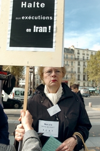 イランが刑法修正へ、未成年犯罪者の死刑を難しく