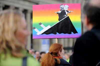 ドイツ各地で「反原発デモ」