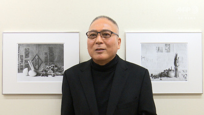 動画：写真家 加納典明の原点に迫る写真展、15日まで