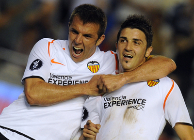 バレンシア グループリーグ進出を決める