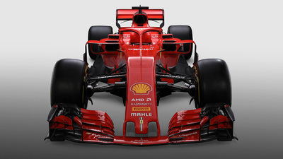 フェラーリが新車「SF71H」を発表、10年ぶりの覇権奪還目指す