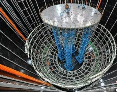 地下700ｍ！ 江門ニュートリノ実験の「トランスフォーマー塔」が完成