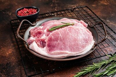 韓国軍将兵が「国産」と思って食べた豚肉436トン「外国産」だった…摘発