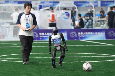 「人間+ロボット」の未来を競う 世界ヒューマノイド競技大会