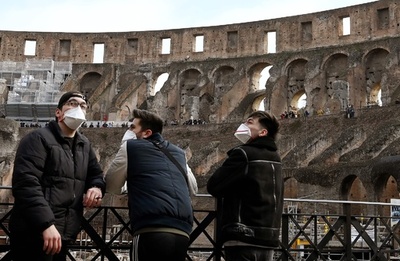 伊の新型コロナ死者366人に急増 政府、北部封鎖で1500万人余りを隔離