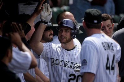 ロッキーズ カブスに勝利し連敗を4で止める