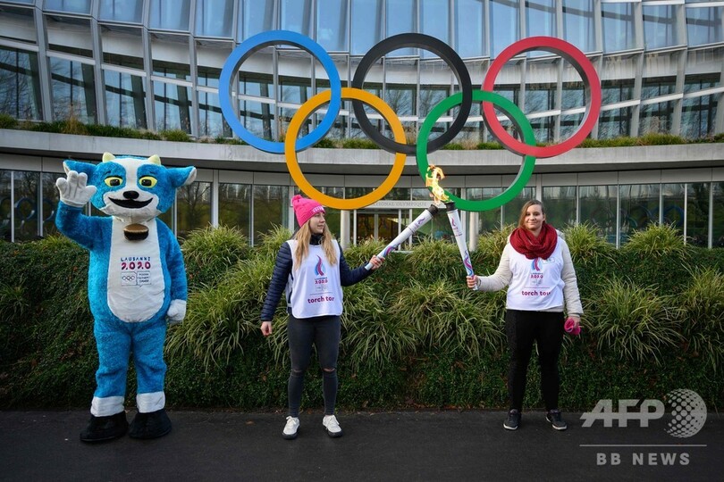 冬季ユース五輪、開会式の練習で落下事故 フィギュアスケーターが重体
