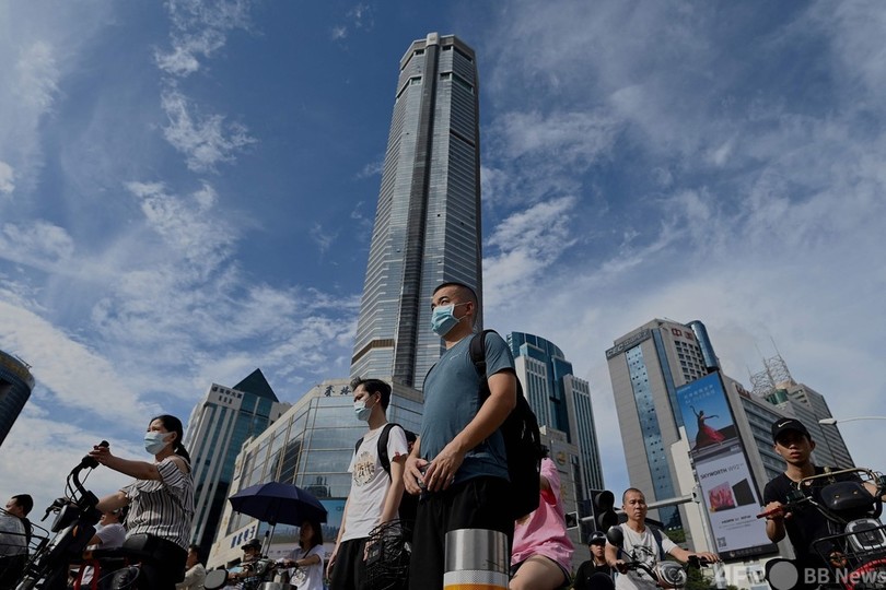 突然揺れた中国の超高層ビル、閉鎖続く 不安抱く事業者ら