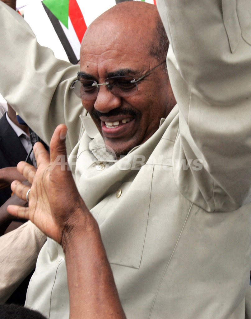 スーダン、ICCによる大統領訴追の動きで緊張高まる