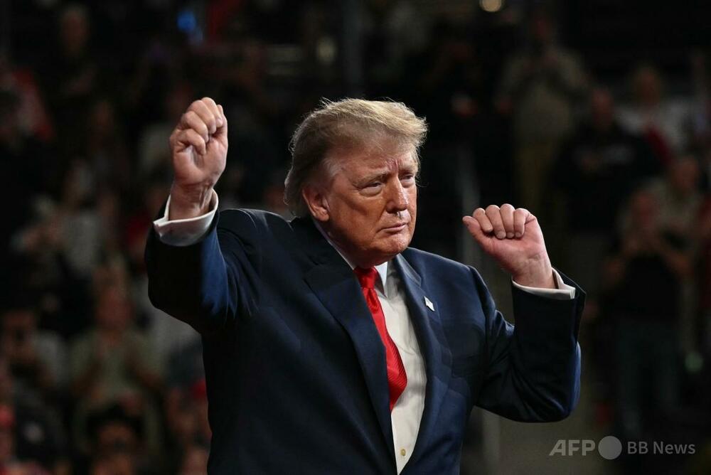 トランプ氏、英動物園のトラ襲撃動画を投稿し批判殺到　男性死亡の惨事めぐり