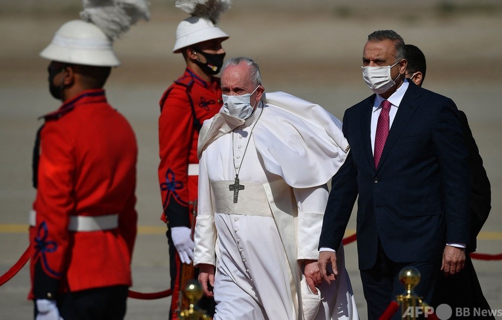 ローマ教皇、歴代初のイラク訪問 暴力停止を訴え