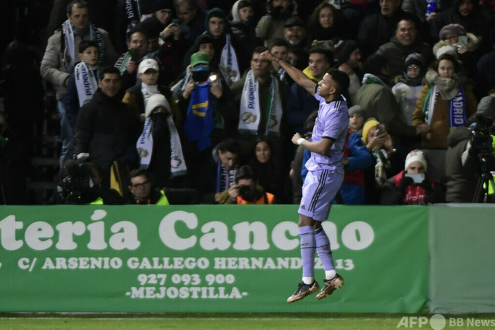 ロドリゴがペレ氏にささげる決勝点、レアルが国王杯4回戦進出 写真7枚