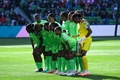 サッカー女子W杯オーストラリア・ニュージーランド大会、グループB、ナイジェリア対カナダ。試合前の写真撮影に臨むナイジェリアの選手（2023年7月21日撮影）。(c)WILLIAM WEST / AFP
