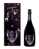 「ドン ペリニヨン ロゼ ヴィンテージ2000」のボトルとギフトボックス。4万3050円。(c)Dom Perignon