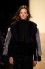 米ニューヨーク市内で発表された「BCBG マックス・アズリア」15/16年秋冬コレクション（2015年2月12日撮影）。(c)AFP/Getty Images/Frazer Harrison