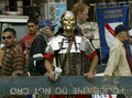 2007年10月8日、毎年恒例「コロンブス・デー（Columbus Day）」の日に、ニューヨークの五番街で開かれるパレードに参加する人。(c)AFP/TIMOTHY A. CLARY