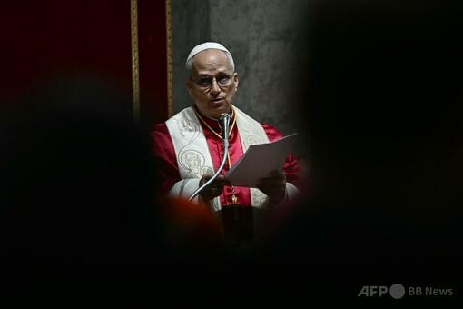 教皇レオ14世「戦争はもうたくさん」「今こそ平和の時」と訴え 写真3枚