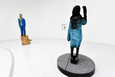 焼けたメラニア夫人像、クロアチアで展示