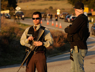 殺人容疑元警官の遺体発見報道を否定、ロサンゼルス市警