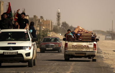 リビア、反体制勢力が巻き返し NATOが全指揮権掌握