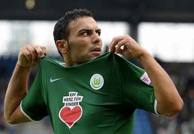 ボルフスブルク ボーフムとアウェーで引き分ける