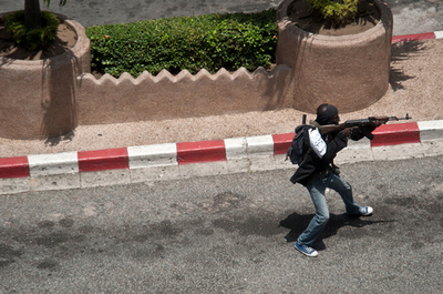 コートジボワール西部で遺体多数、「バグボ氏側による虐殺」とワタラ氏