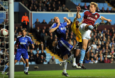 アストン・ビラ アヤックスを下し白星発進