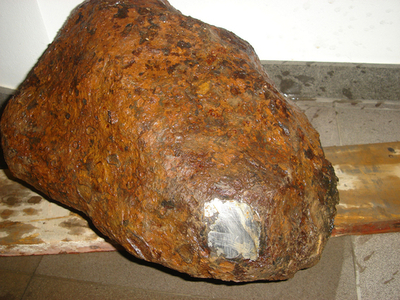 ブラジルのトウモロコシ畑で隕石発見