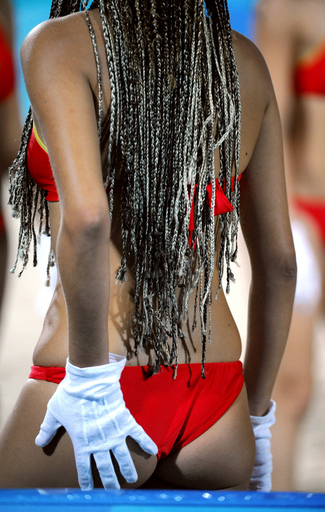 北京五輪、チアリーダーも大忙し