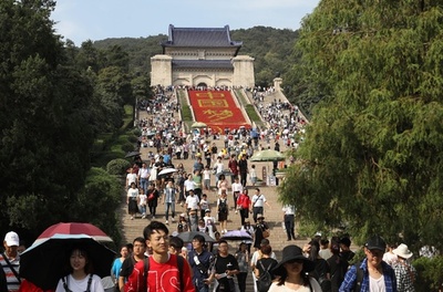 孫文が眠る南京・中山陵、予約制により混雑緩和