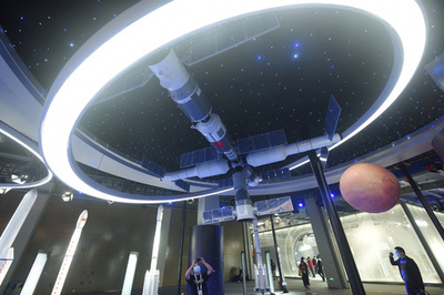 スペースX衛星がニアミス 中国、米を非難