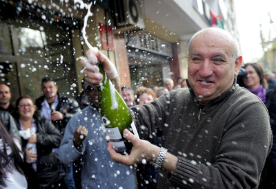 不況なんか吹っ飛ばせ！世界一太っ腹なスペインの宝くじ