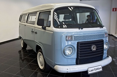 かつてのヒッピーの象徴「ワーゲンバス」、まもなく生産終了