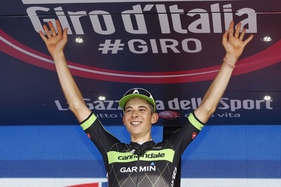 フォルモーロが第4S制覇、総合首位は再びオリカの同僚に ジロ・デ・イタリア