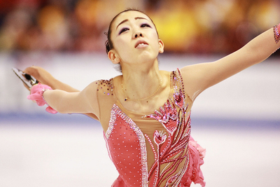 女子SP村主は2位 武田は8位に、フィギュアGP第2戦