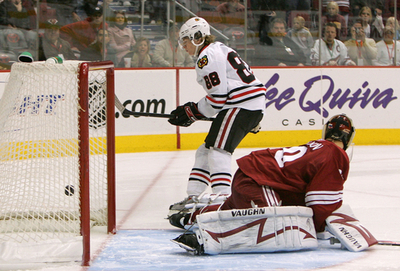 ブラックホークス シュートアウトの末にコヨーテスに勝利