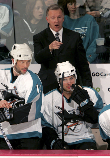 ＜06-07NHL＞ロン・ウィルソン監督 アバランチ戦で監督1000試合目を迎える - 米国