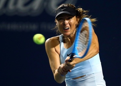 シャラポワは初戦敗退、コンタベイトに競り負け ロジャーズ杯