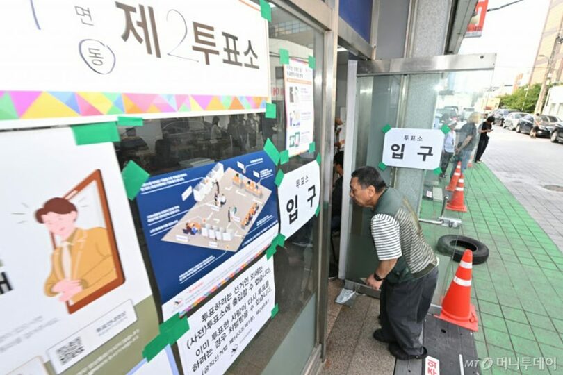 3日午前、光州東区桂林1洞第2投票所(c)MONEYTODAY