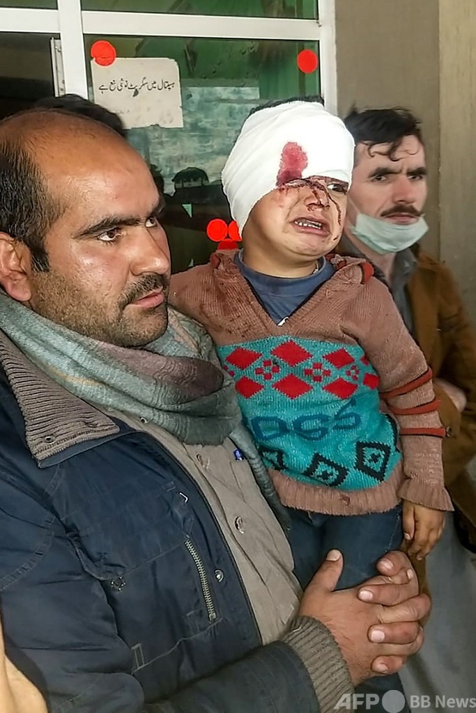 カシミール地方で砲撃戦、印パ双方で13人死亡 民間人も犠牲に