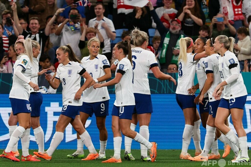 イングランド連勝、16強前進も大黒柱が負傷 サッカー女子W杯