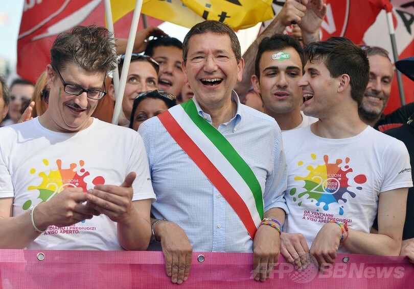 毎年恒例のゲイ・プライドパレード開催、ローマ