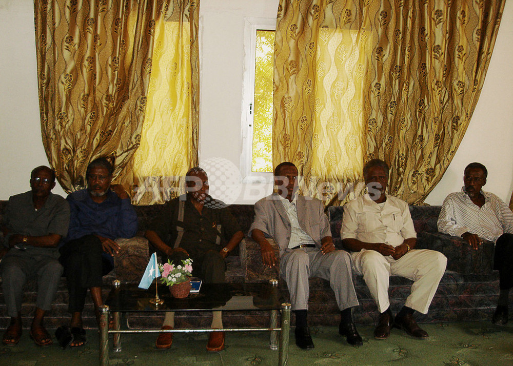 <ソマリア紛争>議会、戒厳令を承認 ソマリア 写真1枚 国際ニュース:AFPBB News