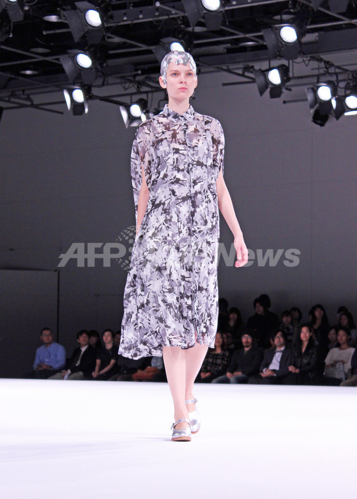 洋服にはない質感をテキスタイルで表現、「ミントデザインズ」新作発表
