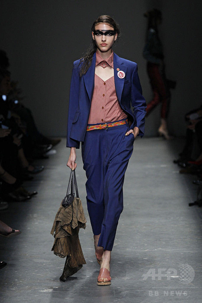 「ヴィヴィアン・ウエストウッド レッドレーベル」16年春夏