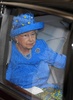 英ロンドンで開催された議会開会式の後、国会議事堂を後にするエリザベス女王（2017年6月21日撮影）。(c)AFP/Carl Court