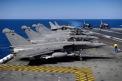 エジプト、仏戦闘機ラファール30機購入 国家安保を強化