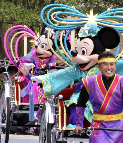 ミッキー＆ミニー、彦星と織姫の姿で登場