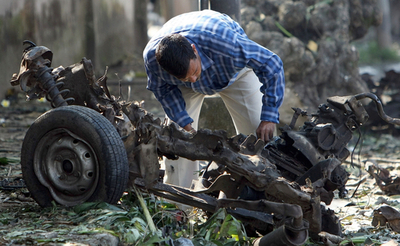 インド・アッサム州の連続爆発事件、警察当局が十数人を拘束