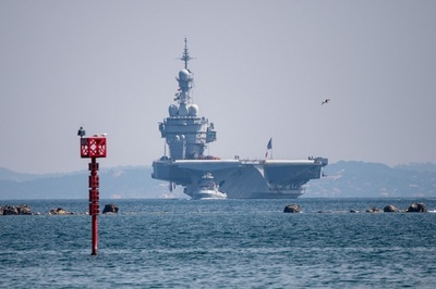 仏空母、コロナ感染600人超に 乗組員の3分の1